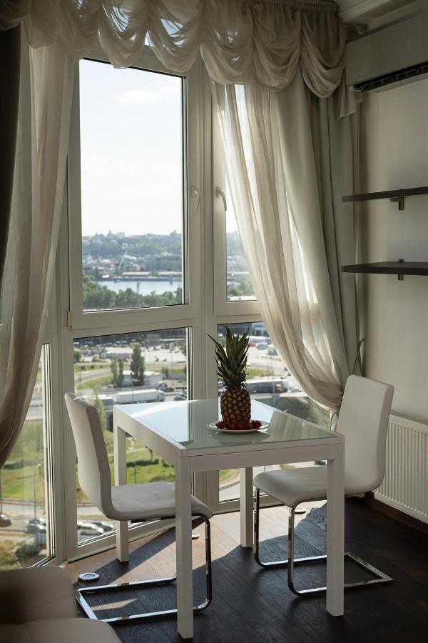 Exquisite panoramic views apartment Dnipro embankment Kiev Exterior foto